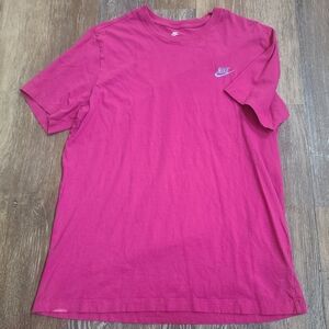Nike Fushcia with Lavender Embroidered Emblem T-shirt Women's Size Large